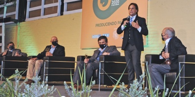 El presidente Luis Lacalle Pou est� reunido con el GACH para evaluar medidas ante aumento de contagios de coronavirus