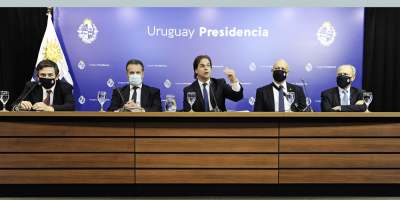 Gobierno defini� suspensi�n de deportes en espacios cerrados y limitar horario a bares