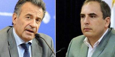 El ministro de Salud P�blica, Daniel Salinas, respald� a los integrantes del Grupo Asesor Cient�fico Honorario