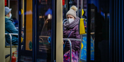 Rusia roza los 2,5 millones de contagios de covid y baraja nuevas medidas