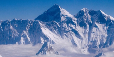 Nepal y China fijan la altura del Everest en 8.848,86 metros