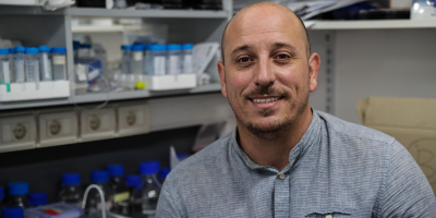 Gonzalo Moratorio: "Gran parte de la pradera est� incendiada, pero todav�a se puede detener la expansi�n del virus"