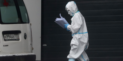 Rusia roza los 50.000 fallecidos por covid-19