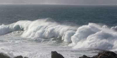 Armada investiga denuncia  luego de intensa b�squeda de personas  que practicaban paddle surf 