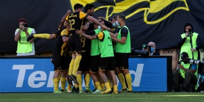 Pe�arol le gan� a Danubio 4-1 en Jardines del Hip�dromo