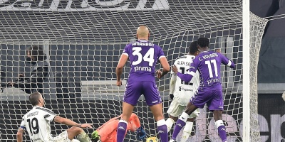 Mart�n C�ceres redondea la victoria del Fiorentina ante el Juventus