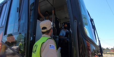 La Polic�a Caminera inici� las fiscalizaciones a �mnibus por la emergencia sanitaria
