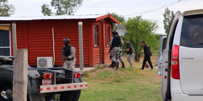 Detuvieron a cinco personas y desarticularon varias bocas de venta de drogas en Florida