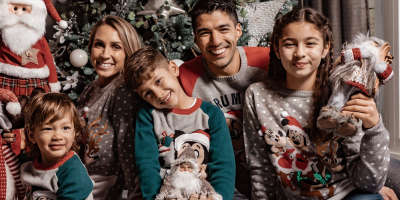 El saludo navide�o de los futbolistas Su�rez, God�n y Valverde en las redes