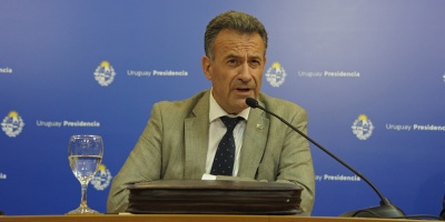 El Frente Amplio convoc� al Parlamento al ministro de Salud P�blica, Daniel Salinas