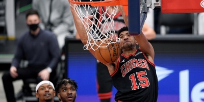 Los Bucks se vengan de los Heat