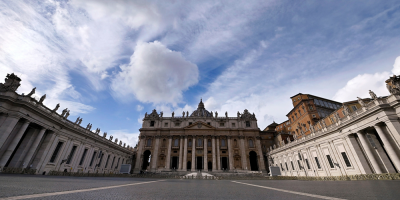 El papa no presidir� la misa de fin de a�o por una "dolorosa ci�tica"