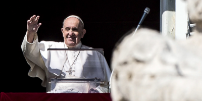 El papa dice que Maradona era un poeta en el campo pero un hombre fr�gil