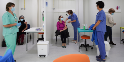 Portugal comienza a vacunar en residencias de ancianos