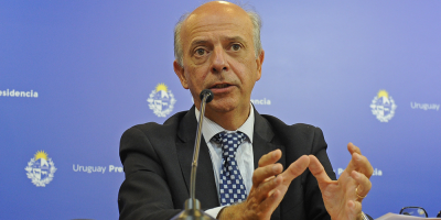 Garc�a manifest� que "desafiar la autoridad es desafiar la vida y la salud" tras operativos en playas