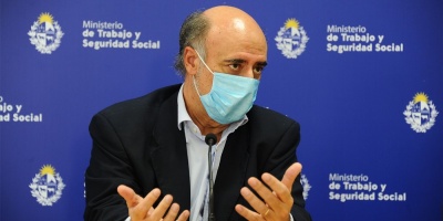 Mieres: "Me tiene sorprendido el FA c�mo se enloquece para encontrarle el pelo al huevo"