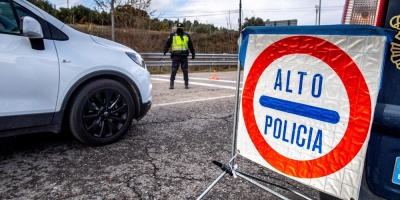 Espa�a descarta confinamiento domiciliario total pese al repunte de la covid