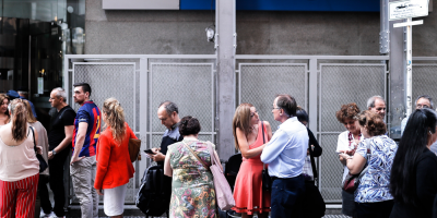 El turismo de playa contin�a en Argentina, pero se prepara para restricciones