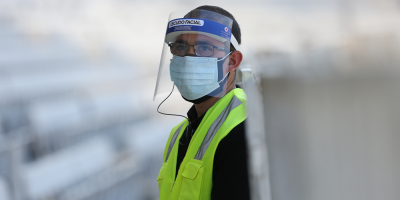 Chile recibe tercer lote de 88.725 vacunas de Pfizer, el mayor hasta la fecha