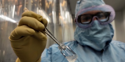 M�dicos brit�nicos piden reducir las semanas entre dosis de vacuna de Pfizer