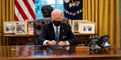 Biden mantendr� restricciones a viajes desde zona Schengen, R. Unido y Brasil