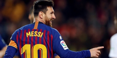 Messi firm� con el Barca el contrato m�s caro del deporte