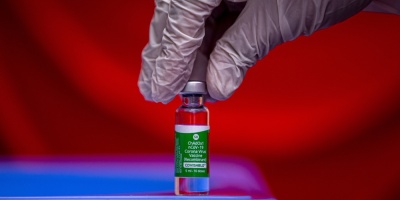 Austria recomienda no vacunar a mayores de 65 con AstraZeneca