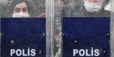 Twitter califica de "incitaci�n al odio" mensaje de ministro turco sobre LGBT