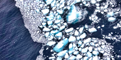 Iceberg gigante que amenazaba las islas Georgia del Sur se rompe en pedazos