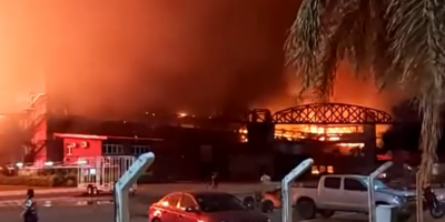 Un incendio arras� con las instalaciones del Aut�dromo de Termas de R�o Hondo