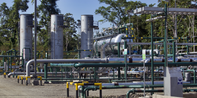 Brasile�a Petrobras anuncia venta de refiner�a por 1.650 millones de d�lares