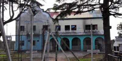 Un mot�n con rehenes se produjo anoche en el Centro Piedras de la Colonia Berro