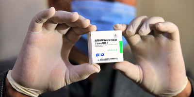 Hungr�a comienza a usar la vacuna rusa y espera 500.000 dosis de una china