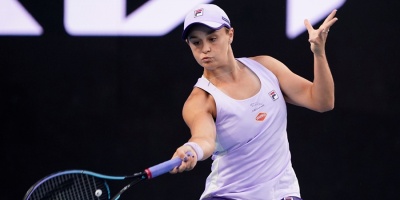Barty vuela hacia octavos tras imponerse a Alexandrova