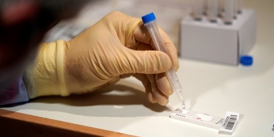 Tripulantes con coronavirus de barco brit�nico en Uruguay se encuentran estables