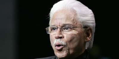 Salseros puertorrique�os expresan su respeto hacia la leyenda Johnny Pacheco