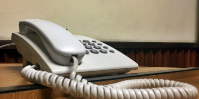 Robaron 60 mil d�lares a una mujer de 83 a�os con cuento del t�o