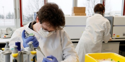 OMS concluye que la cepa sudafricana de covid-19 no es m�s mortal que otras