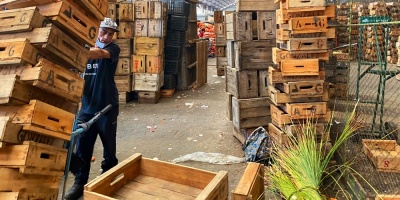 El Mercado Modelo comenz� su mudanza a la UAM, que ser� inaugurada el pr�ximo lunes  22 de febrero