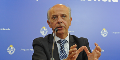 El ministro de Defensa se mostr� a favor de la extensi�n de la limitaci�n al derecho de reuni�n aprobada por el Poder Ejecutivo