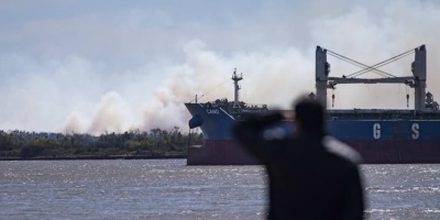 Argentina alista licitaci�n de v�a fluvial Paran�-Paraguay y har� nuevo canal