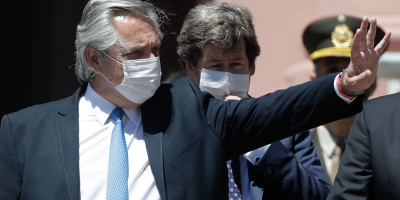 Alberto Fern�ndez llega al Palacio Nacional de M�xico para reunirse con L�pez Obrador