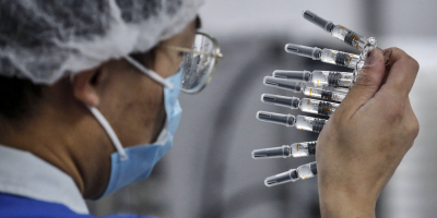China aprueba la comercializaci�n de otras dos vacunas contra la covid