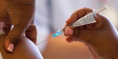 Covid 19: Vacunan desde el lunes 