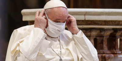 El papa Francisco comenz� su dif�cil viaje a Irak