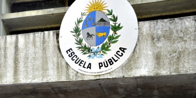 Maestros de Montevideo paran el lunes