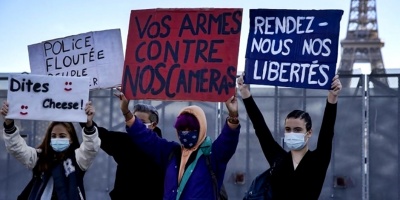 Ocupan varios teatros franceses en protesta por las restricciones de la covid