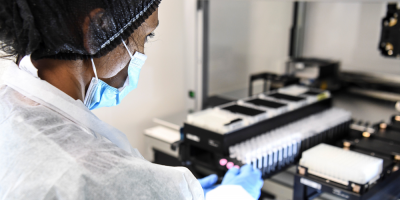 Rusia dice que gripe aviar detectada puede mutar y transmitirse entre humanos