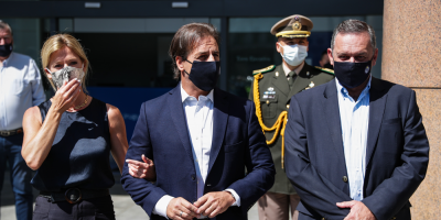 Lacalle Pou y Argim�n acompa�aron a familiares de Abt