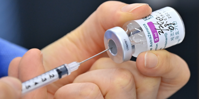 Alemania suspende de forma preventiva el uso de la vacuna de AstraZeneca